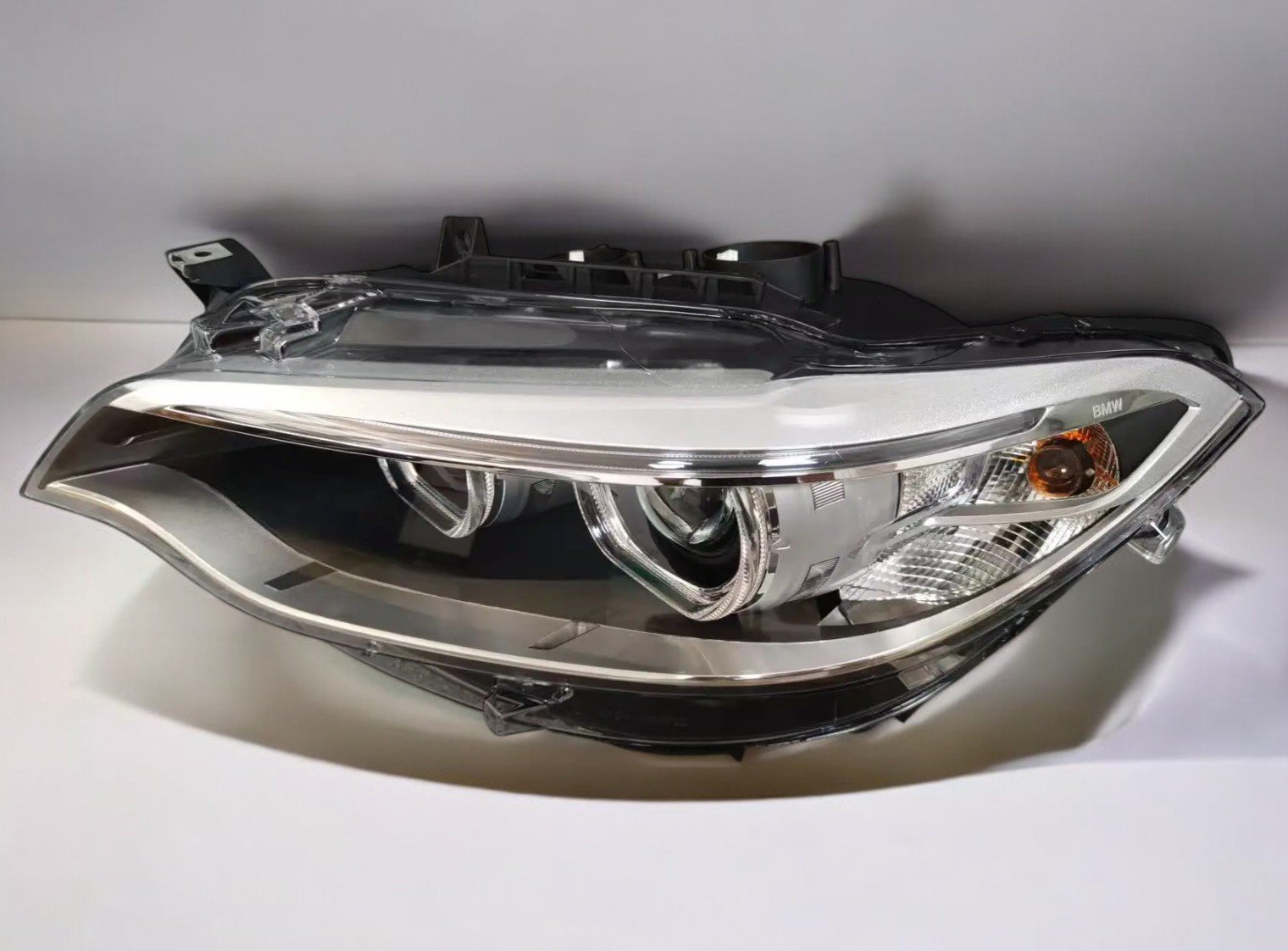 Phares avant d’origine BMW Série 2 F22 F23 F87 bi-xénon reconditionnés — vue 3