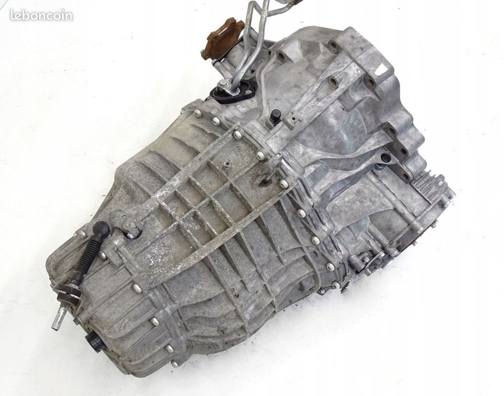Boite Multitronic AUDI A4 A5 2.0 TFSI (automatique) B8 8T — vue 3