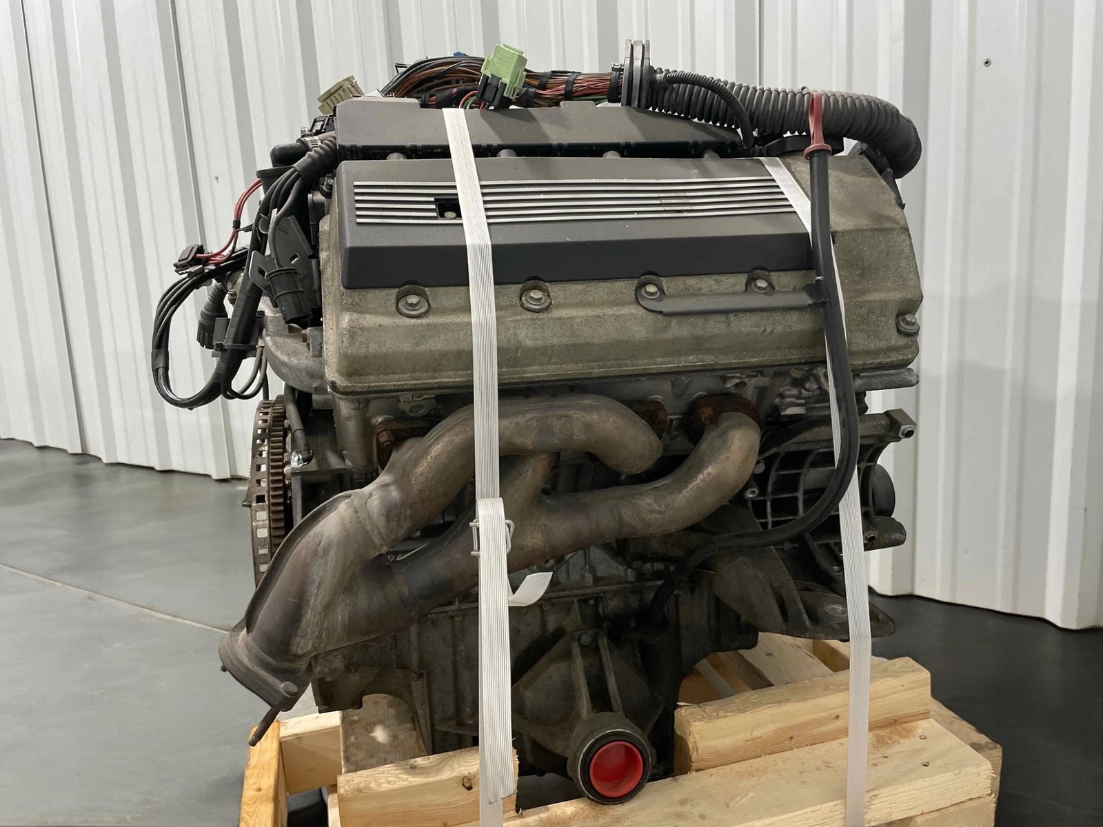 Moteur reconditionné Range Rover L322 4.4 V8 M62B44 avec application BVA 5HP24 — vue 3