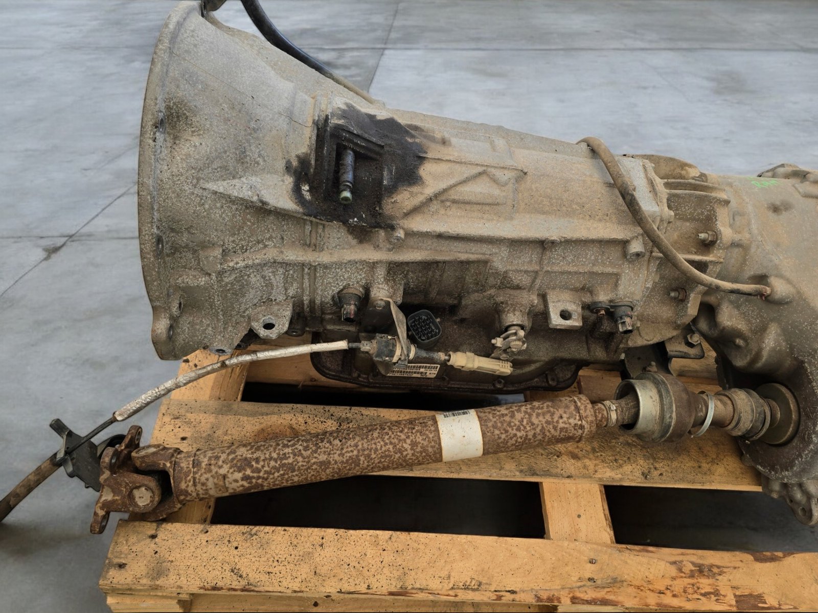 Boite de vitesses automatique Dodge RAM 5.7L 2012 — vue 3