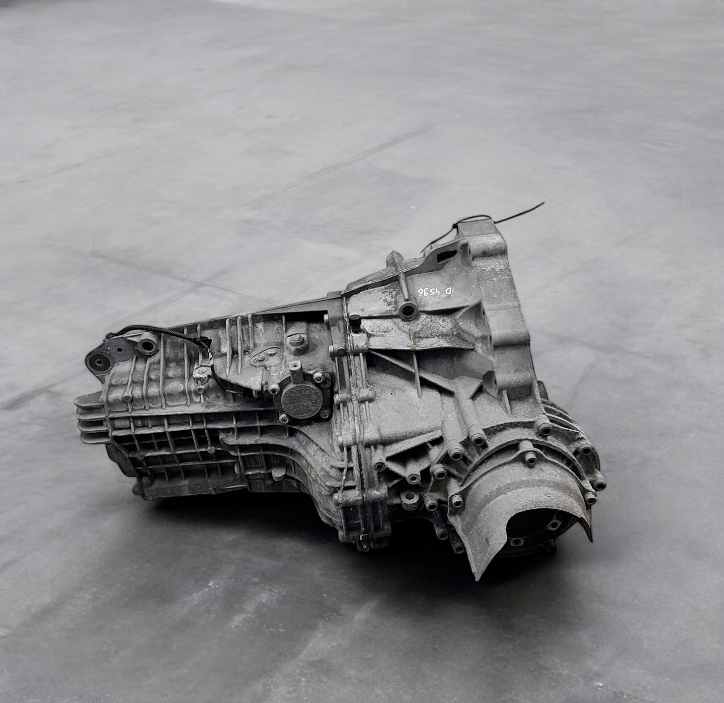 Boîte de vitesses manuelle Audi A4 B9 2.0 TDI — photo principale