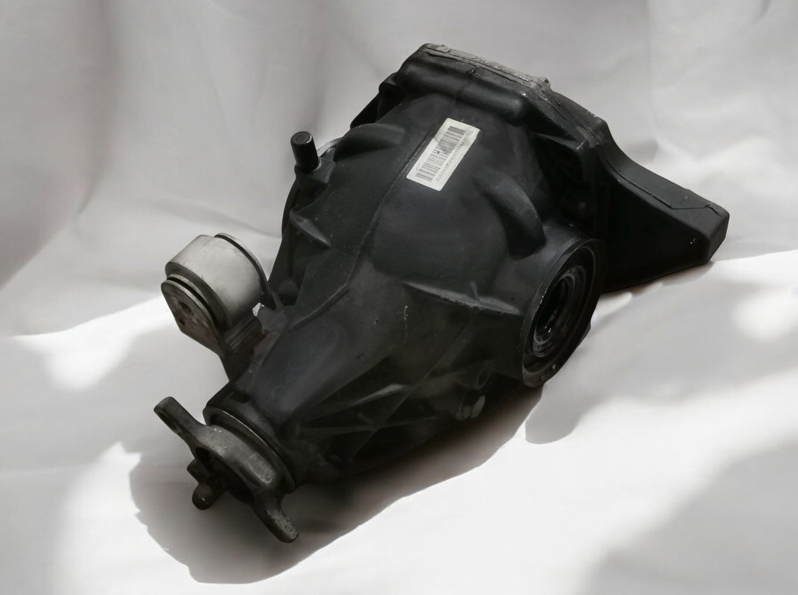 Pont arrière reconditionné Mercedes-AMG C63 / C63 S W205 C205 S205 — vue 2