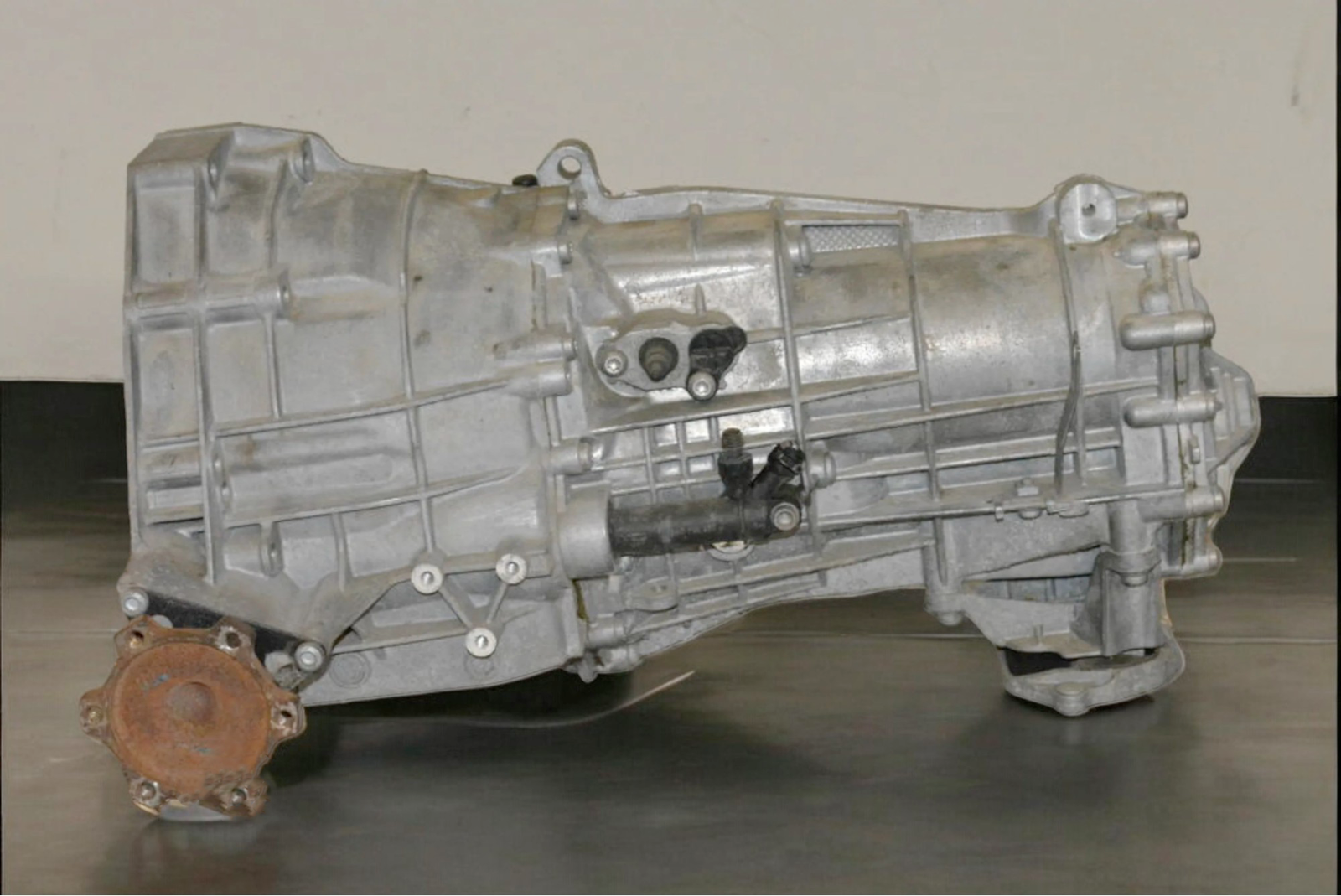 Boîte de vitesses Manuelle Audi A4 2.0 TDI (B8) MVR — photo principale