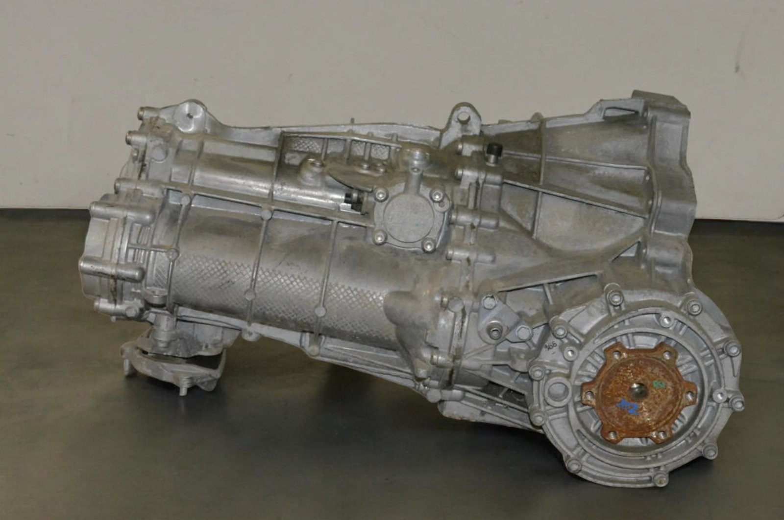 Boîte de vitesses Manuelle Audi A4 2.0 TDI (B8) MVR — vue 2