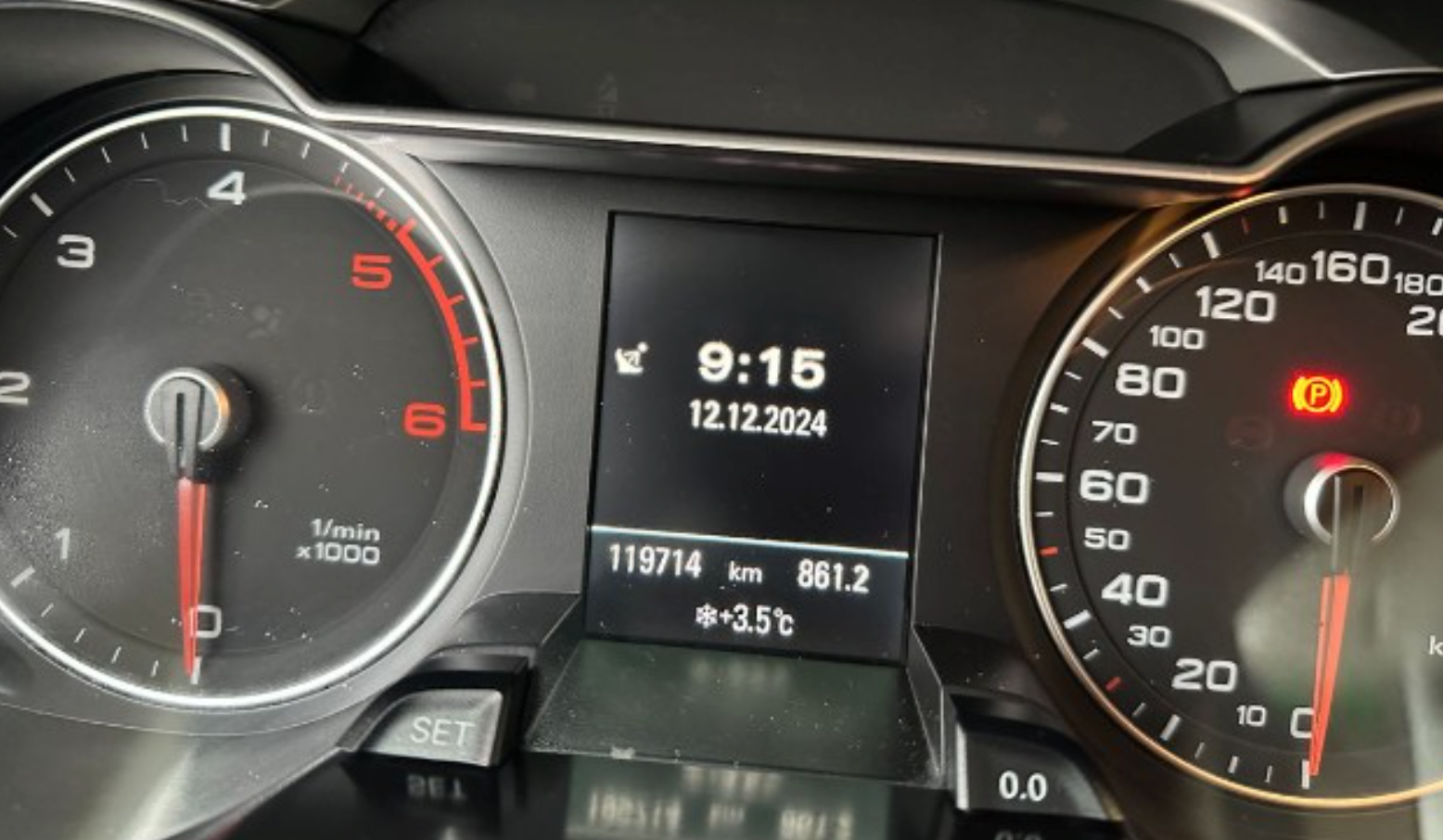 Boîte de vitesses manuelle - Audi A4 B8 2.0 TDI — vue 3