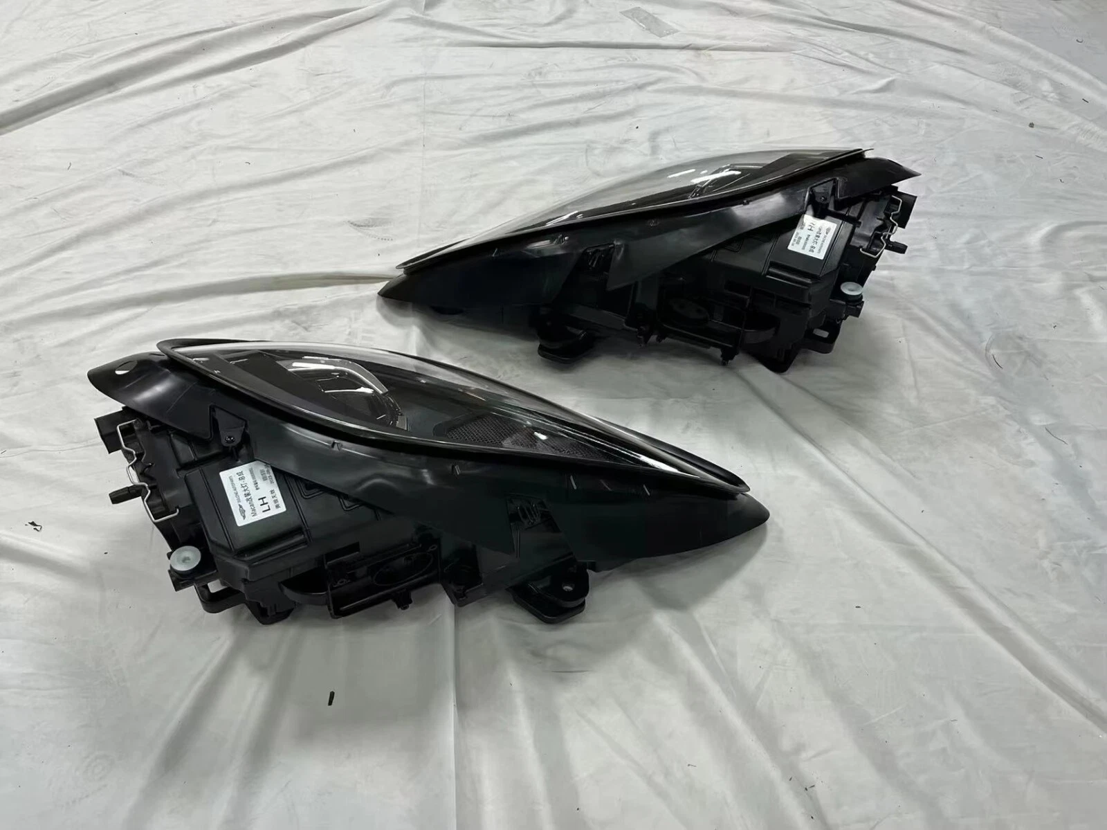 Phares avant LED Porsche Macan 95B PDLS Plus reconditionnés gauche + droit — vue 3