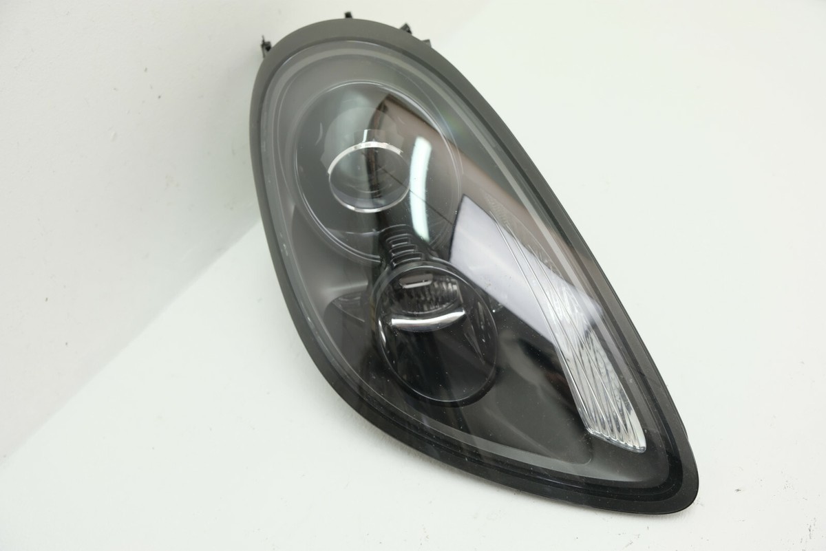 Phares avant xénon d’origine reconditionnés pour Porsche Boxster et Cayman 981 (2013-2016) – gauche ou droit – sans ballast ni ampoule — vue 1