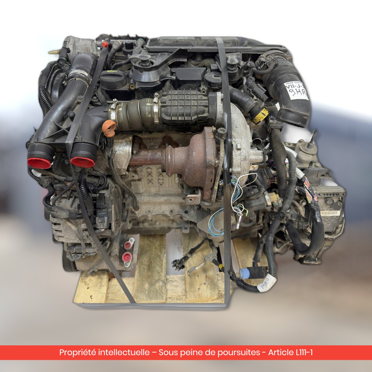 Moteur Peugeot 207 208 308 508 3008 5008 / Citroën C4 II C5 III DS3 DS4 DS5 9HR 9H05 — occasion — vue 1