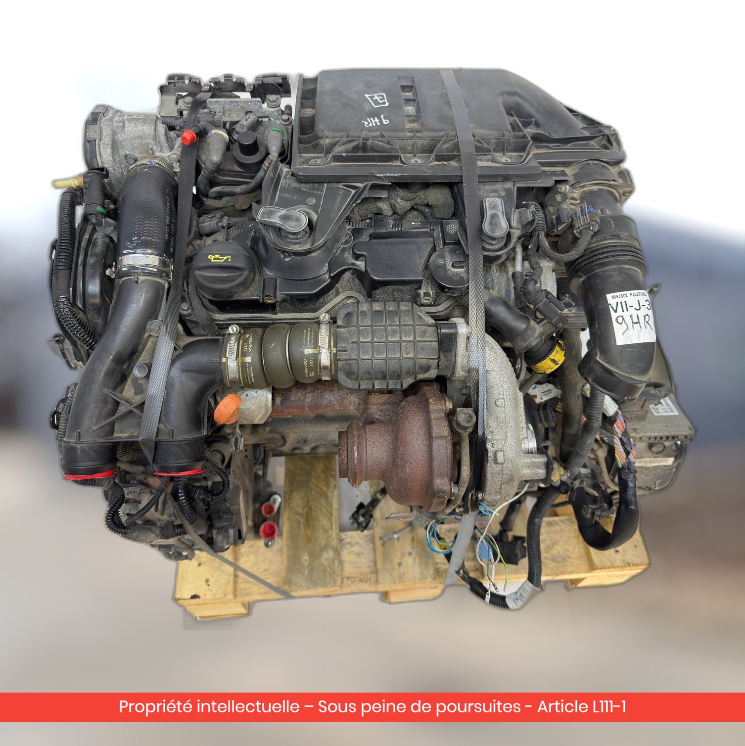 Moteur Peugeot 207 208 308 508 3008 5008 / Citroën C4 II C5 III DS3 DS4 DS5 9HR 9H05 — occasion — vue 3