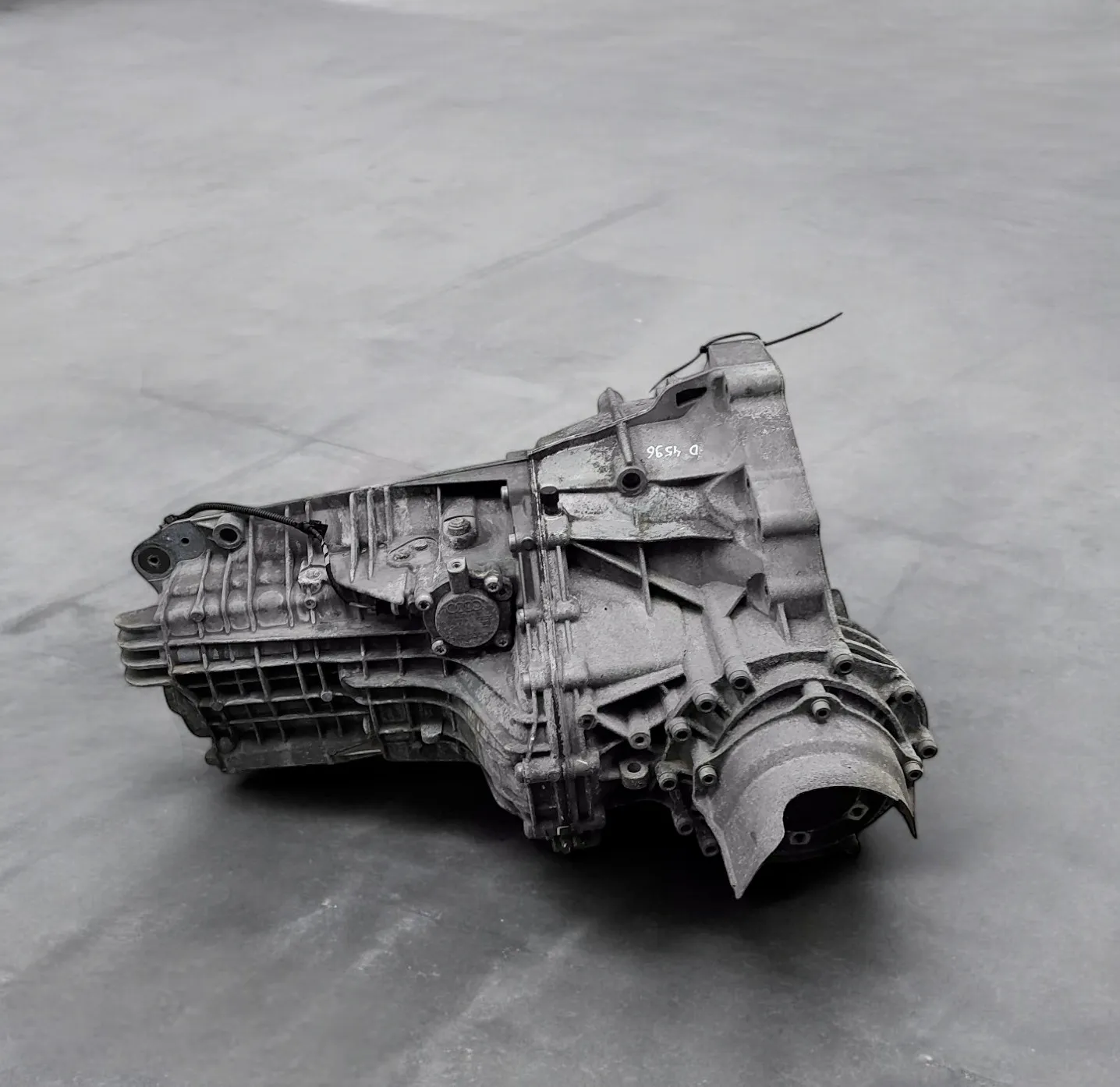generalüberholtes Schaltgetriebe Audi A4 B9 2.0 TDI