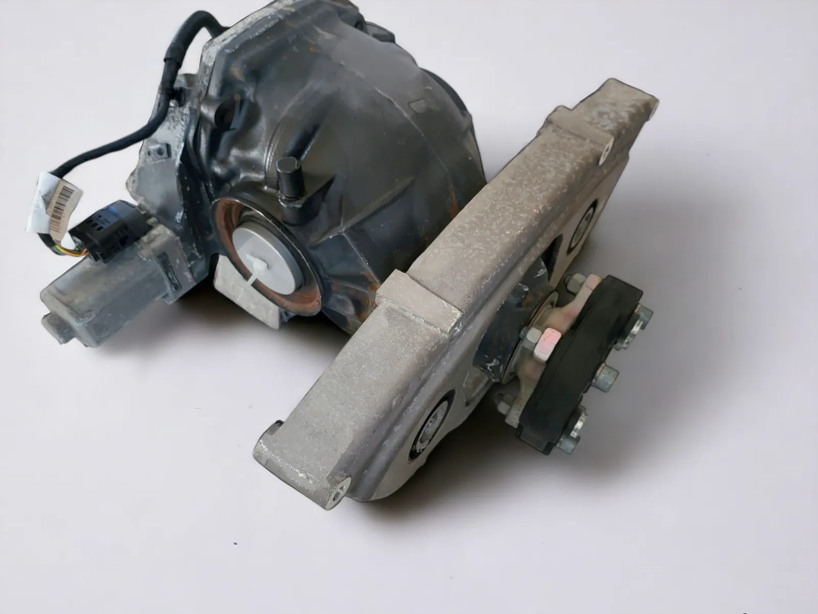 Hinterachsdifferential generalüberholt Mercedes-AMG E 63 S 4MATIC+ W213 / S213