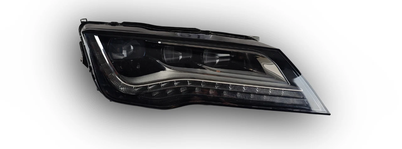 Phare avant reconditionné Audi A7 C7 4G Xénon / LED