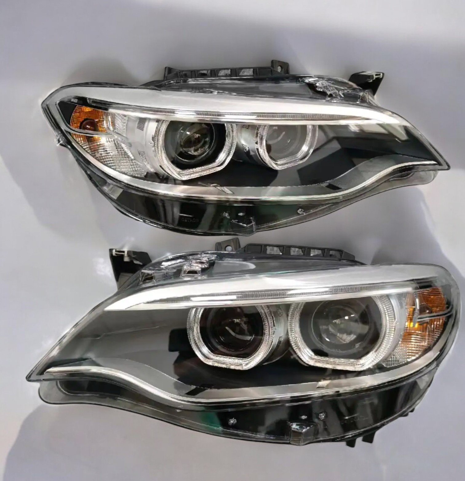 Phares avant d’origine BMW Série 2 F22 F23 F87 bi-xénon reconditionnés